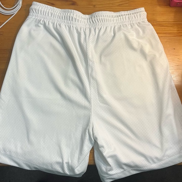 Jordan White Shorts with Green 23 - Picture 2 of 3